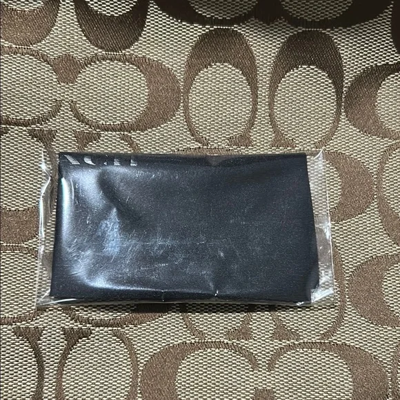 Coach Glossy Black Eyewear Case - Picture 3 of 6